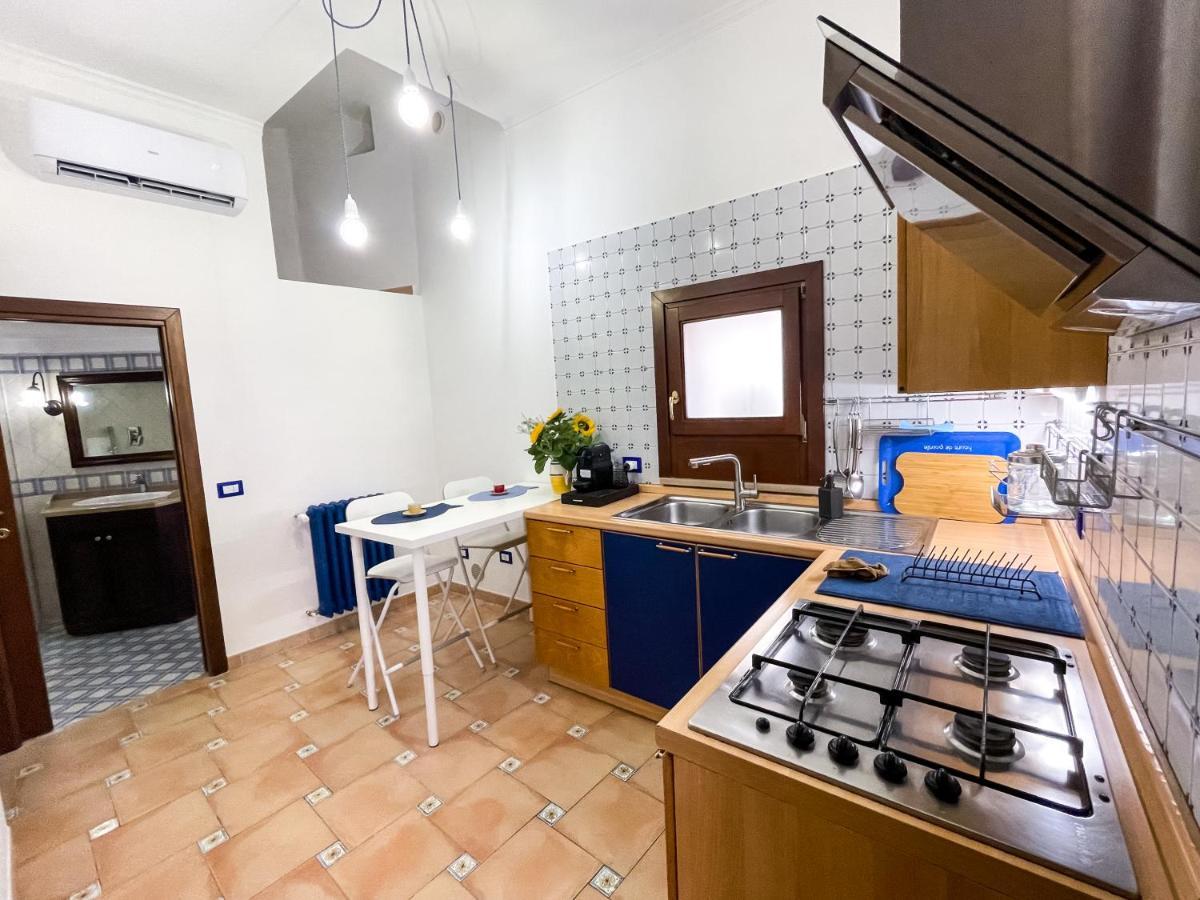 La Casina Di Luna Trani Exteriör bild