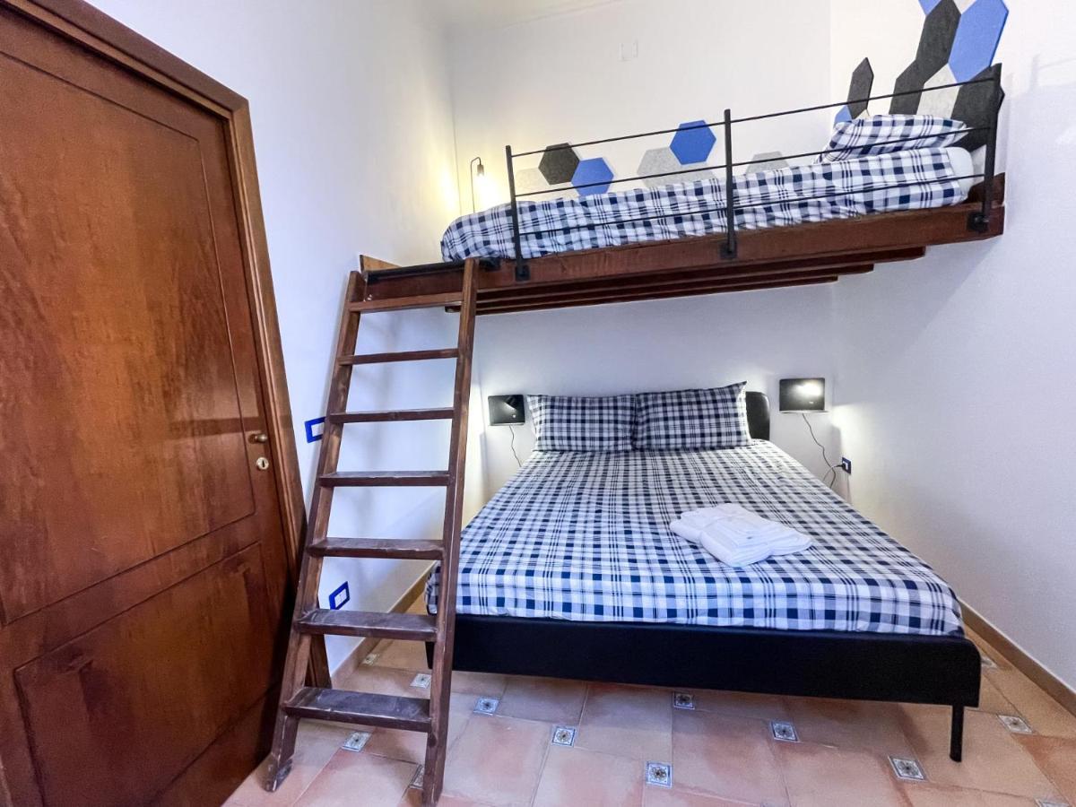 La Casina Di Luna Trani Exteriör bild